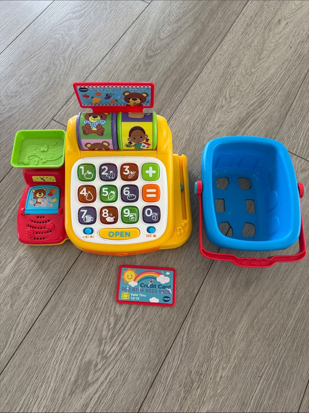 Vtech Kids Learning Cash Register Toy with basket and credit card
